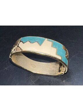 Trifari Gold-Tone Hinged Bangle Bracelet Turquoise Cream Enamel Geometric Design